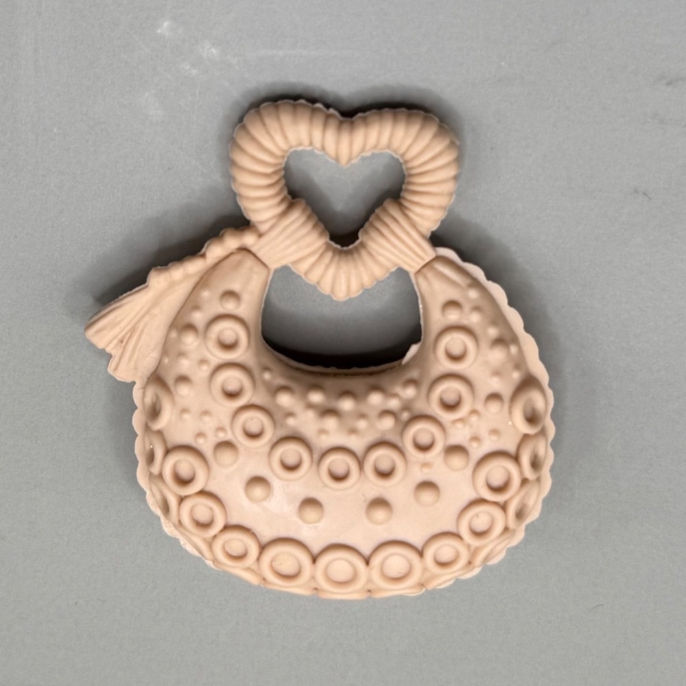 Barbie Fashionistas Wave 1 Purse Tan Textured Hobo Bag Heart Handle Tassel